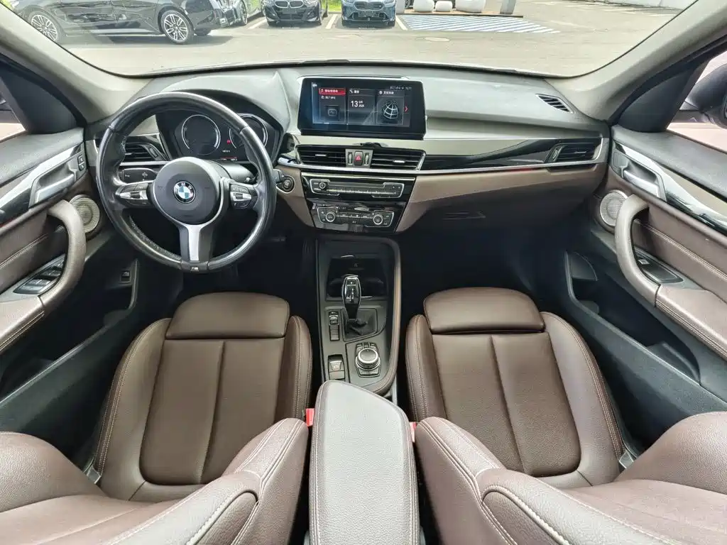 BMW X1 — фото 13