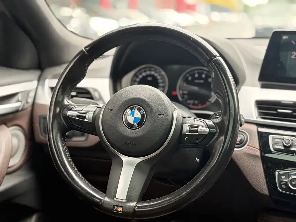 BMW X2 — фото 10