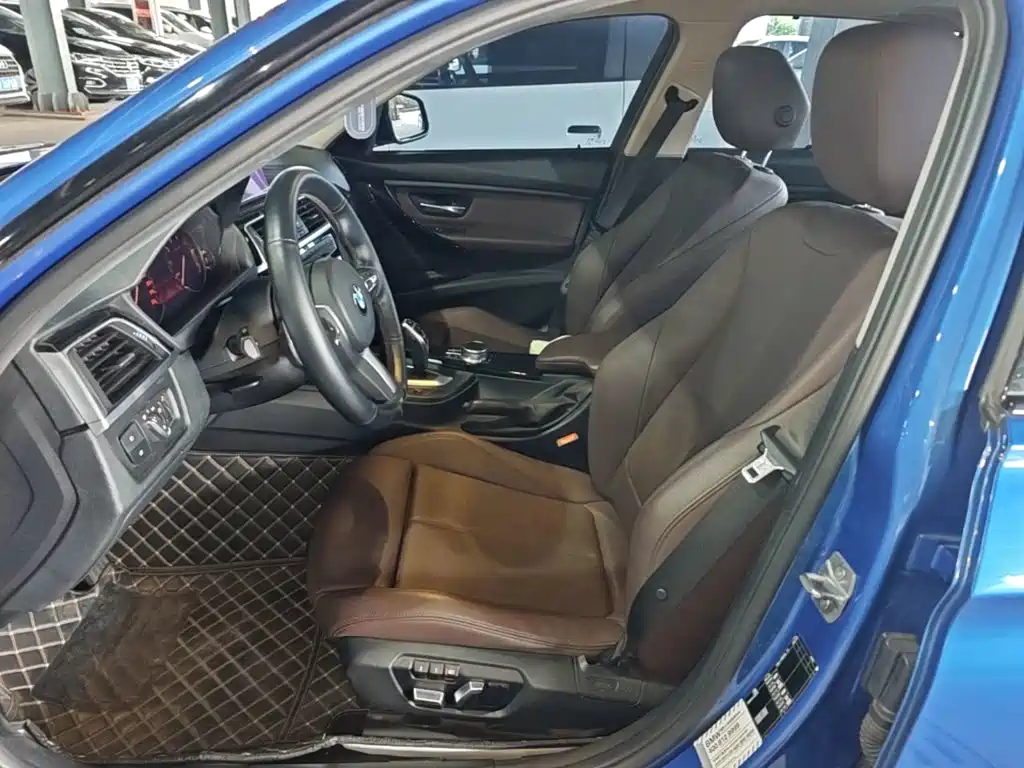 BMW 3 Series — фото 15