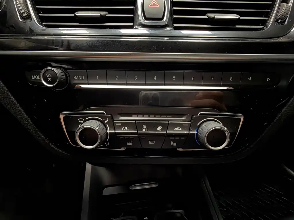 BMW 1 Series — фото 10