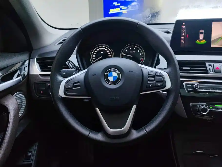 BMW X1 — фото 15