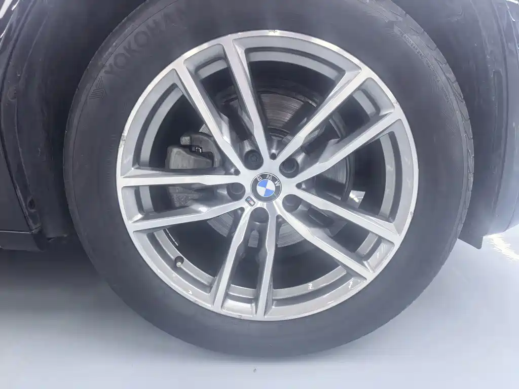 BMW X3 — фото 13