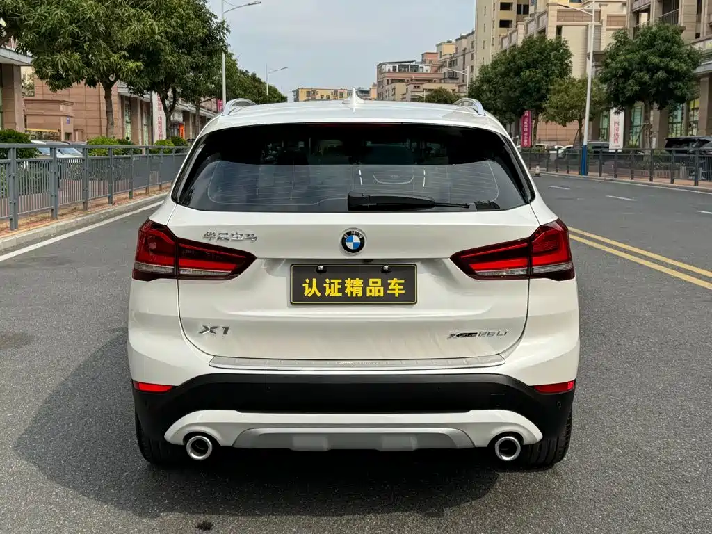 BMW X1 — фото 14