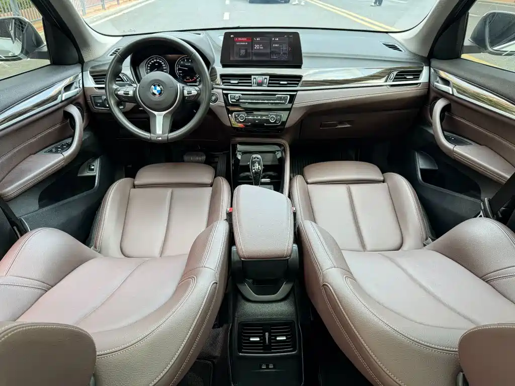 BMW X1 — фото 23