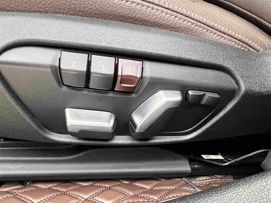 BMW 1 Series — фото 18