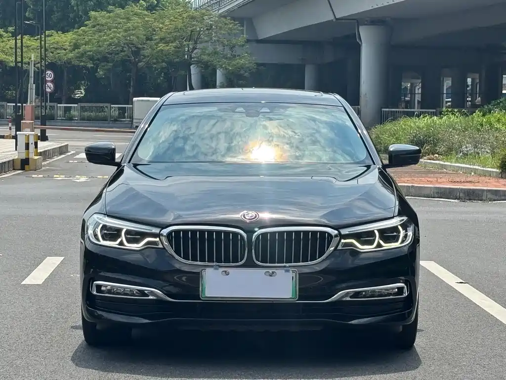 BMW 5 Series New Energy — фото 2