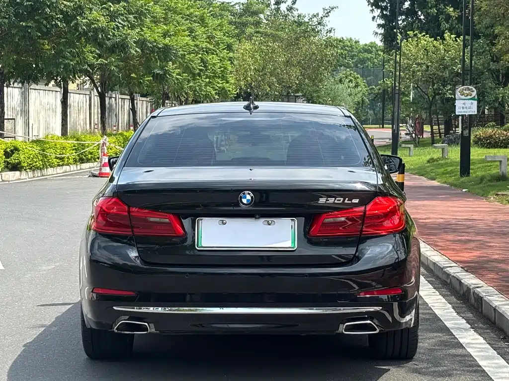 BMW 5 Series New Energy — фото 5