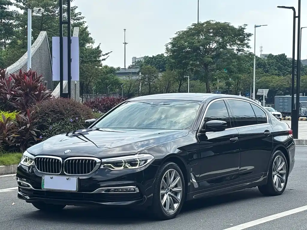 BMW 5 Series New Energy — фото 6