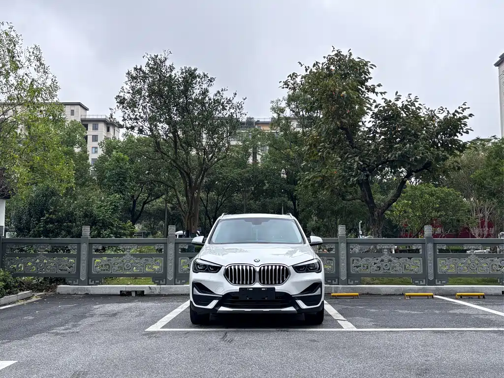 BMW X1 — фото 2