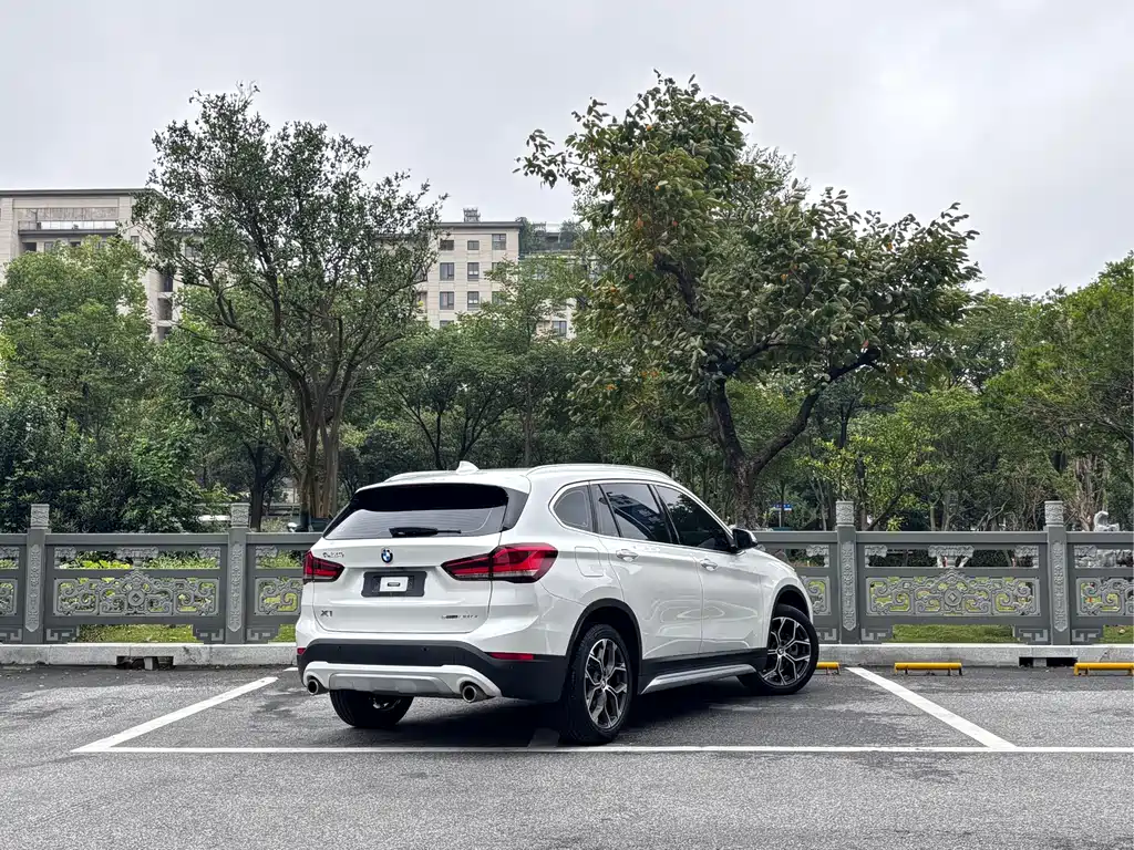 BMW X1 — фото 4