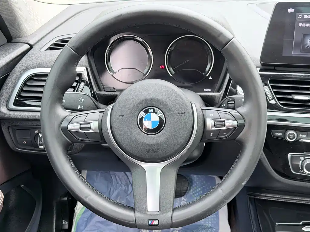 BMW 1 Series — фото 10