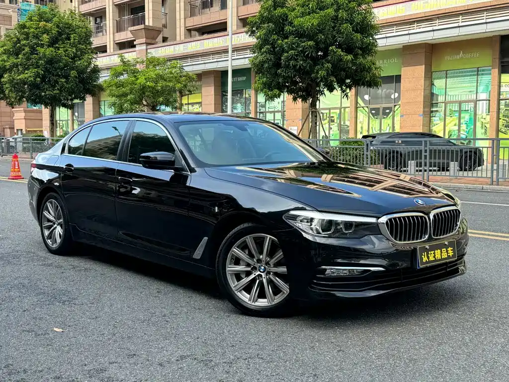 BMW 5 Series — фото 3