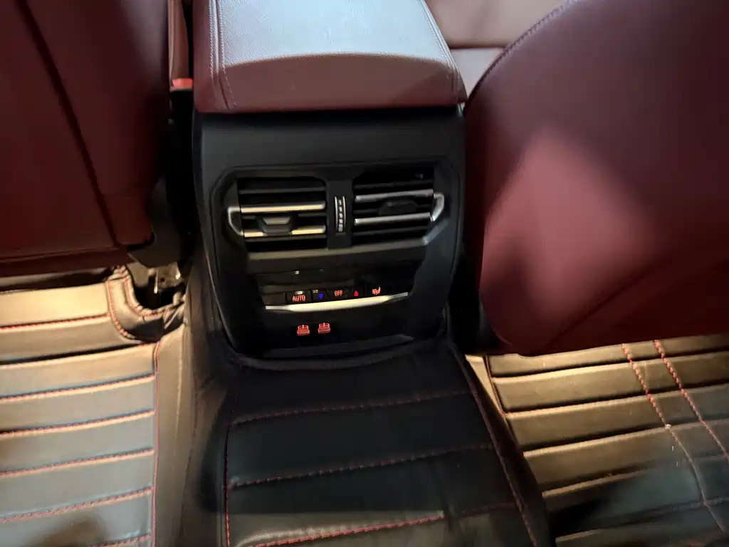 BMW i3 — фото 9