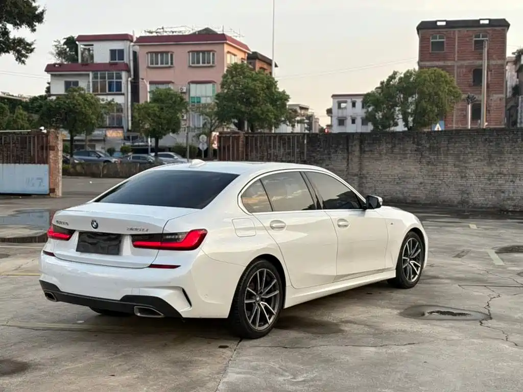 BMW 3 Series — фото 4