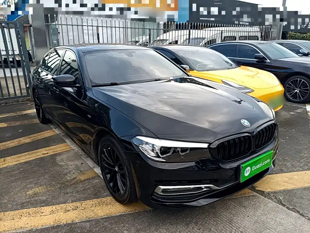 BMW 5 Series — фото 22