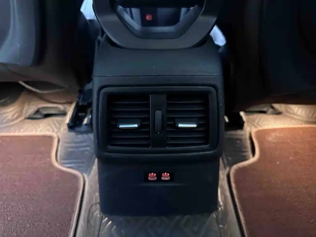 BMW X1 — фото 17