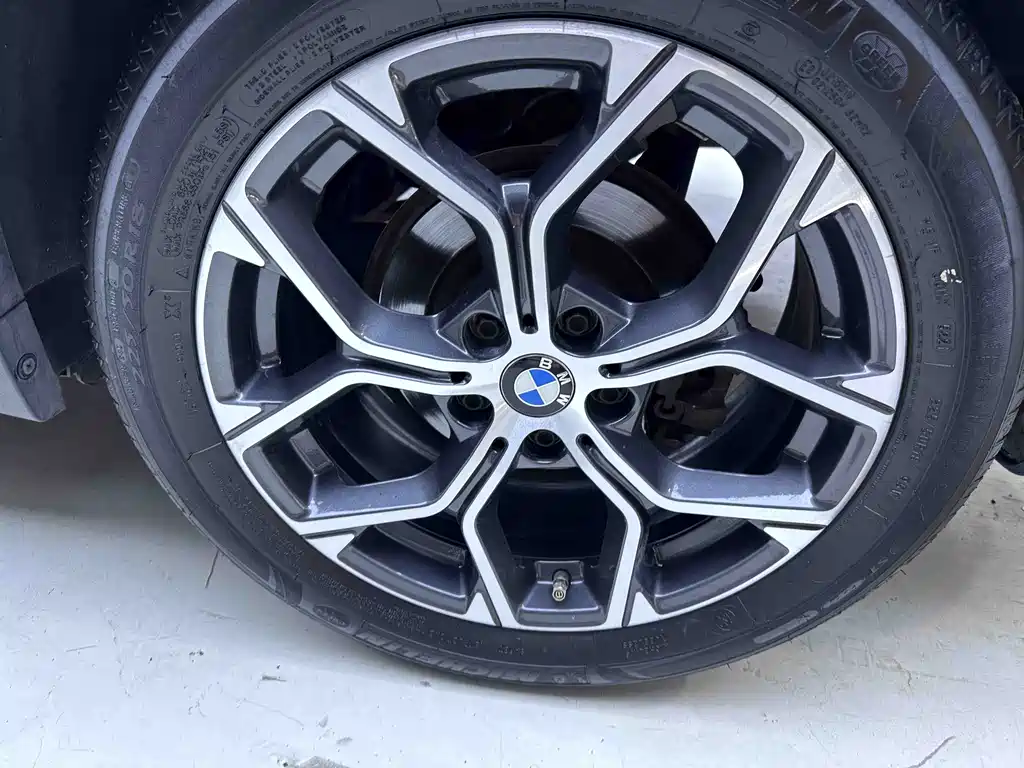 BMW X1 — фото 22