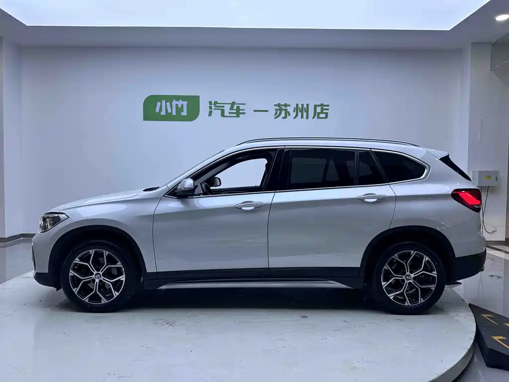 BMW X1 — фото 10