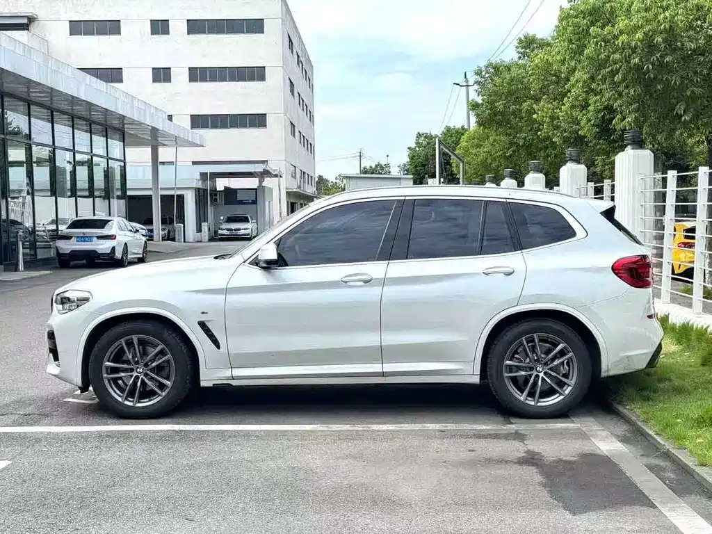 BMW X3 — фото 6