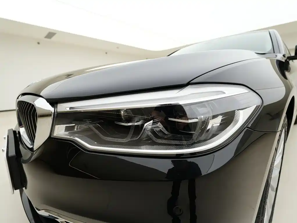 BMW 5 Series New Energy — фото 11