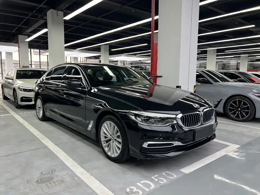 BMW 5 Series — фото 3