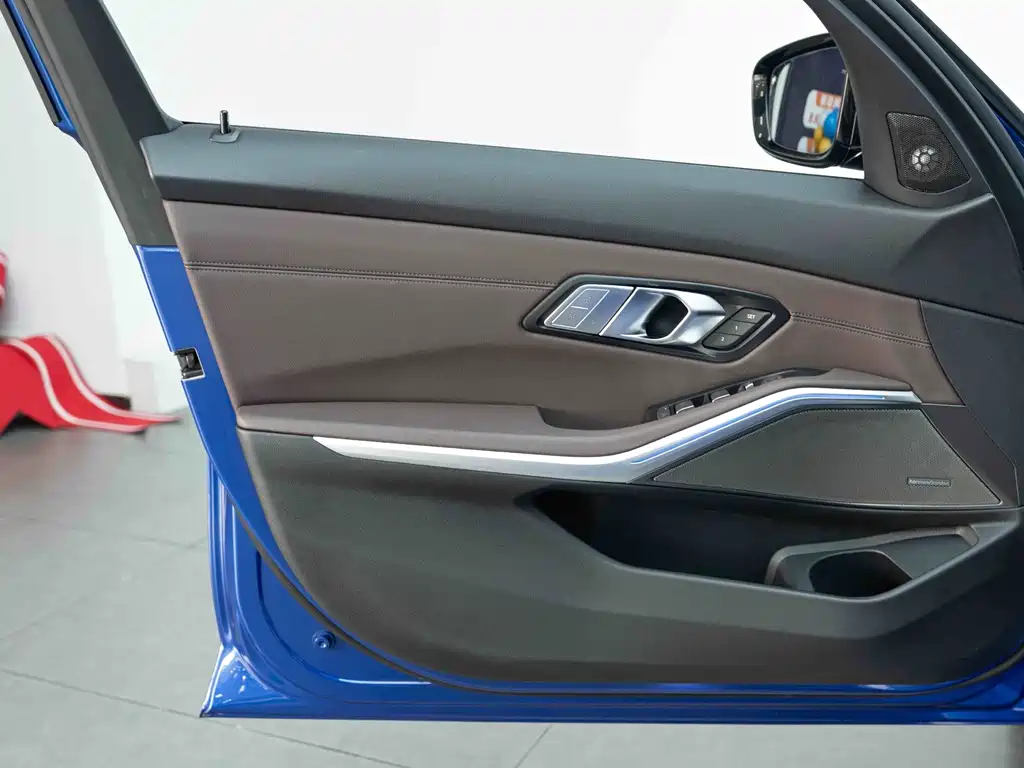BMW 3 Series — фото 10