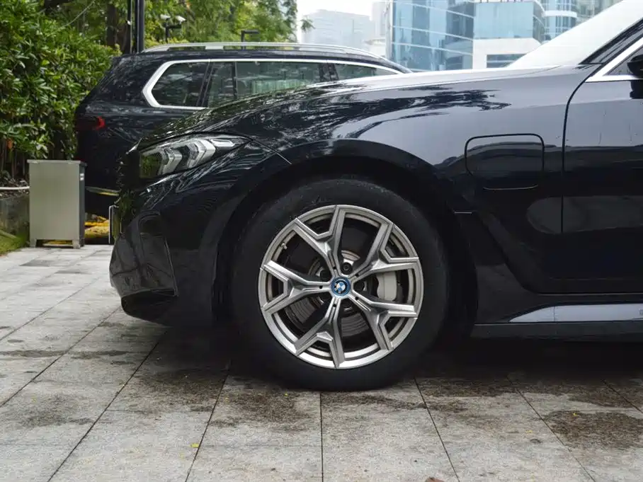 BMW i3 — фото 5