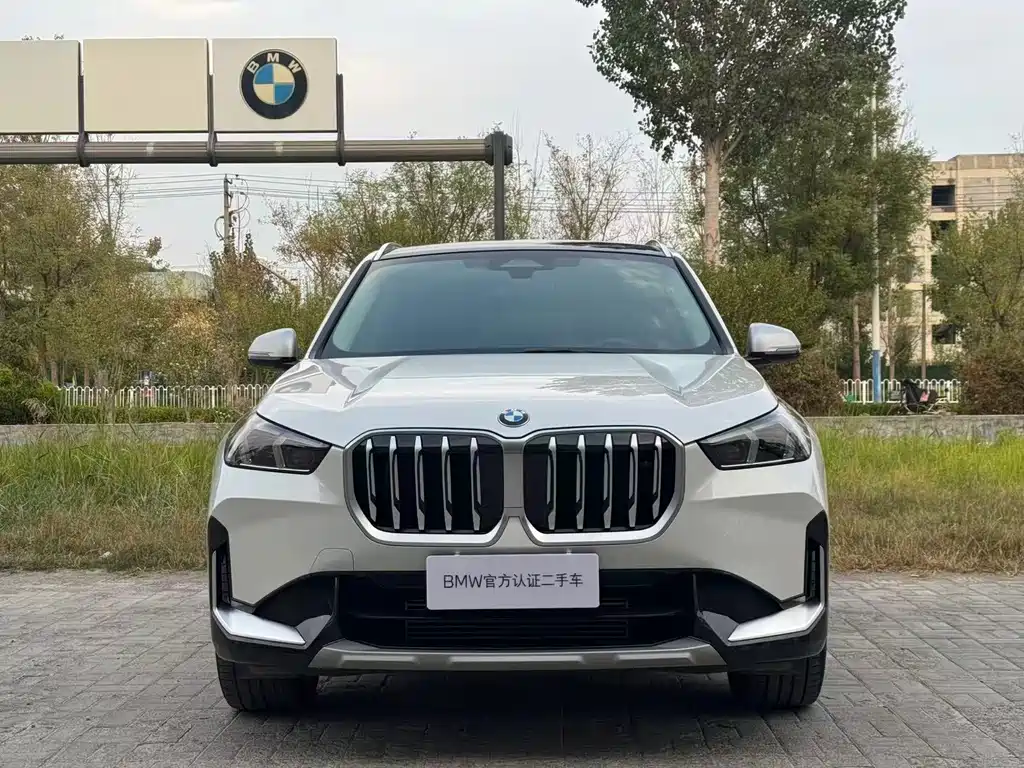 BMW X1 — фото 2