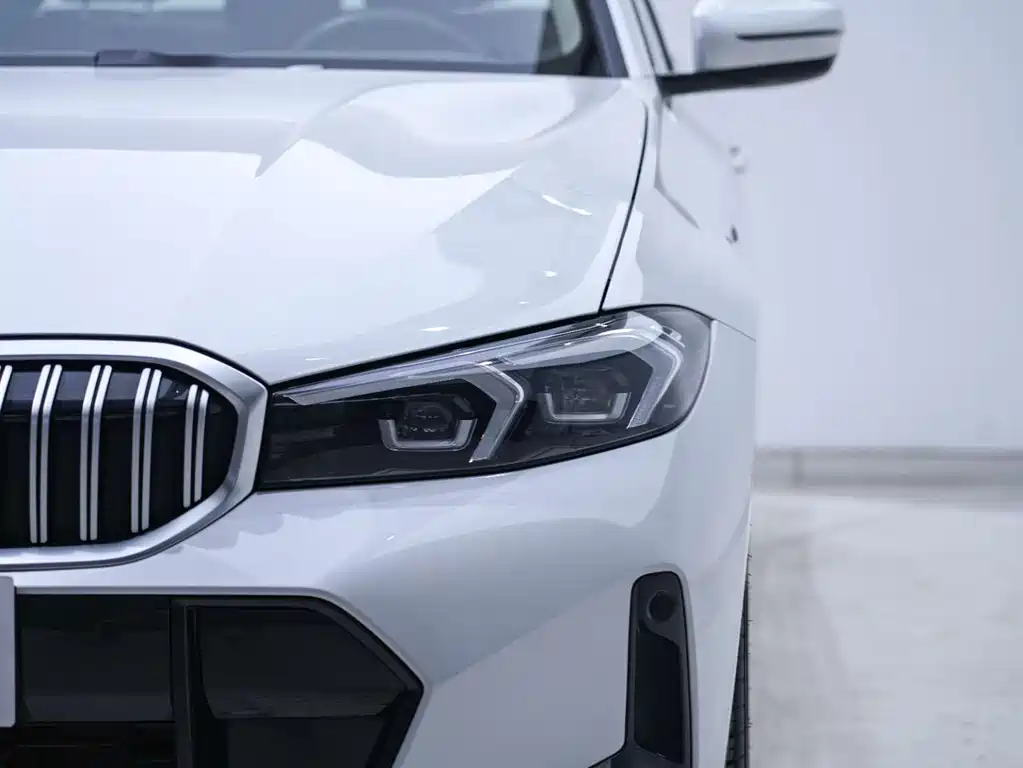 BMW 3 Series — фото 7