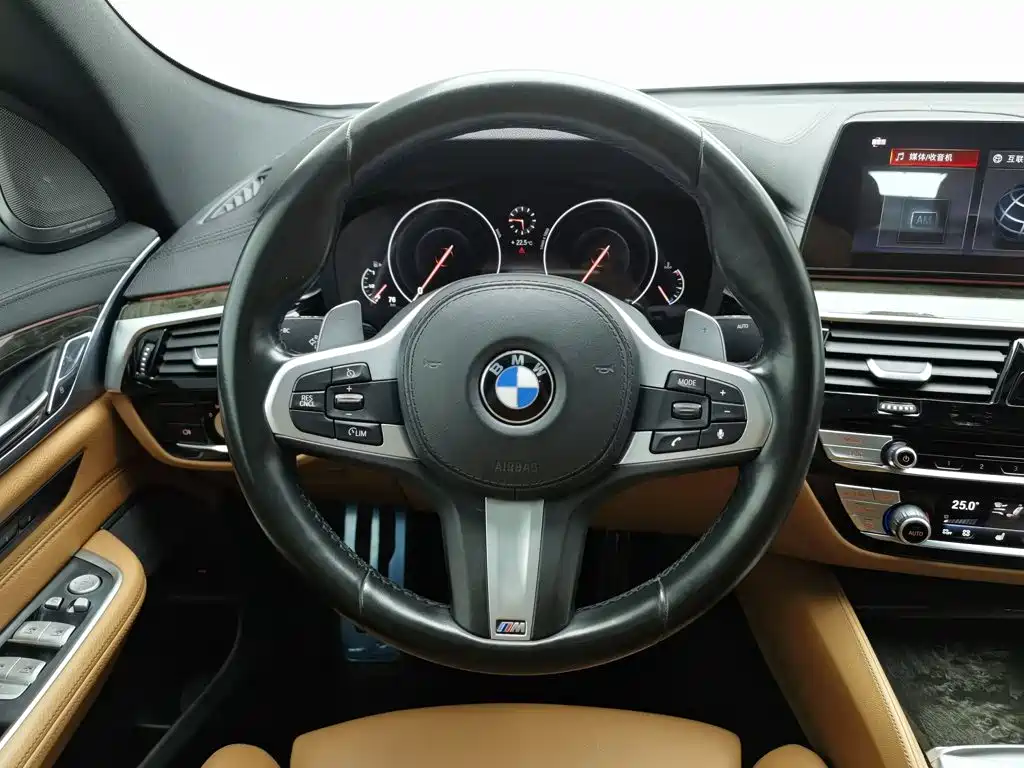 BMW 6 Series GT — фото 11