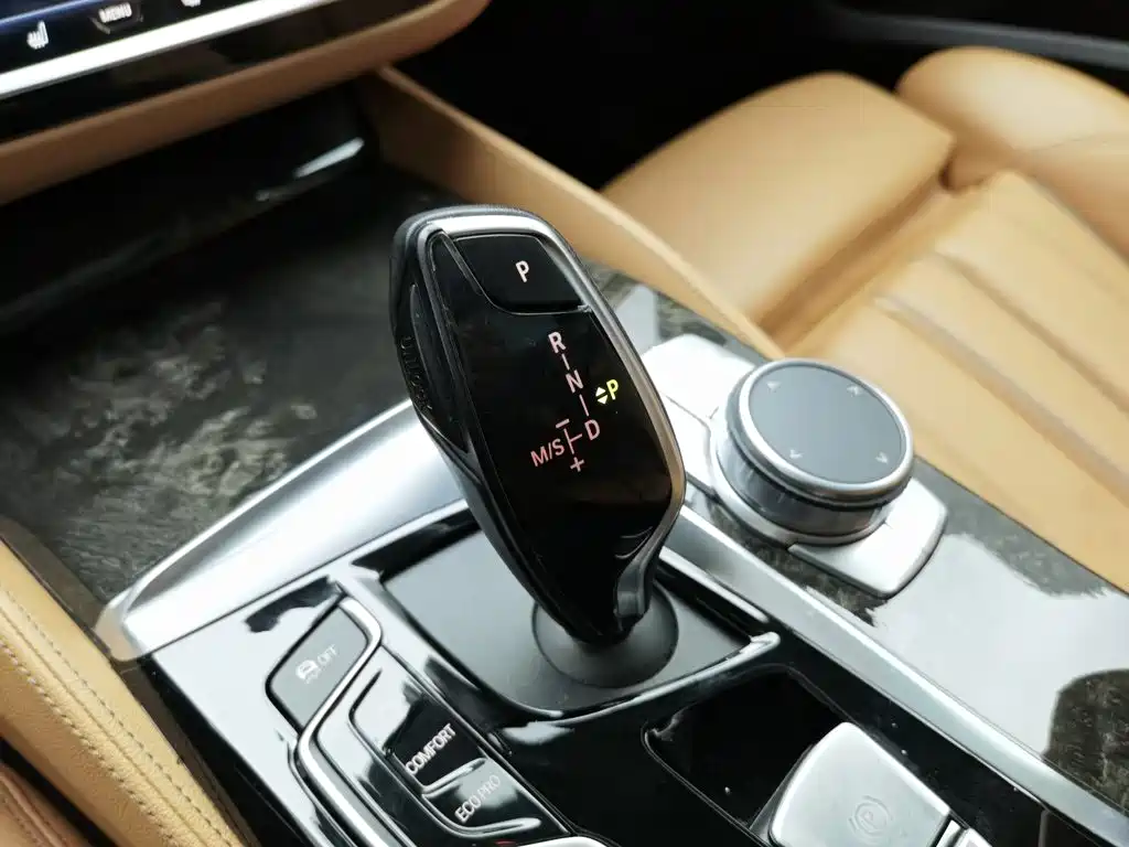 BMW 6 Series GT — фото 13