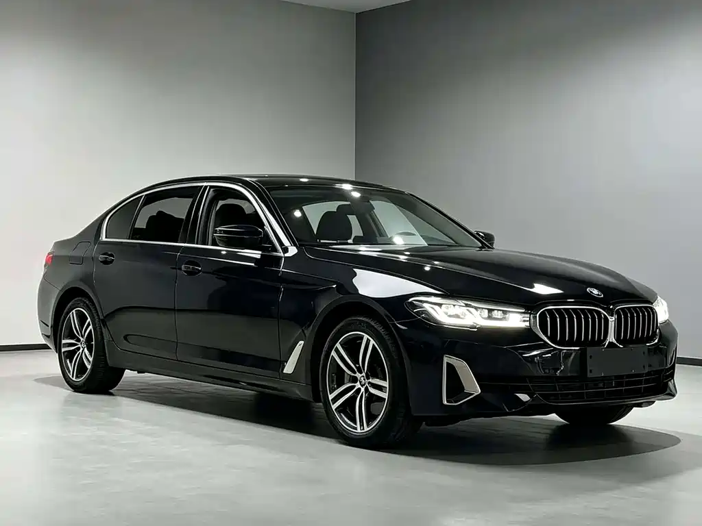 BMW 5 Series — фото 3