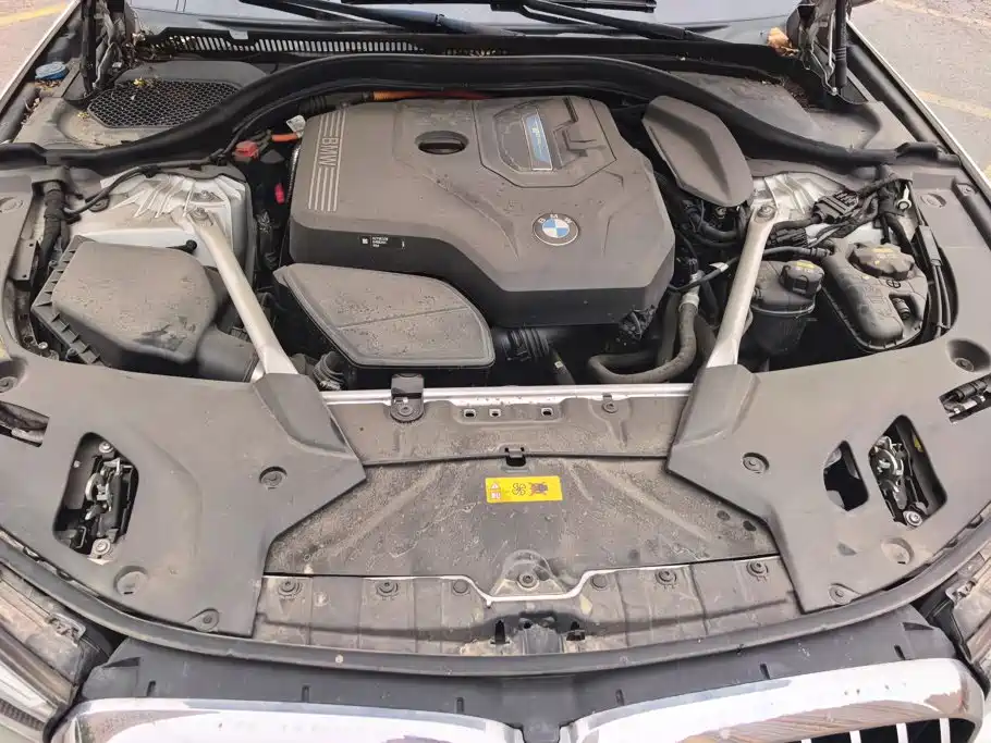 BMW 5 Series New Energy — фото 10