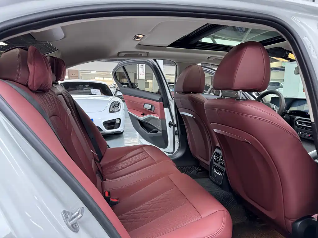 BMW 3 Series — фото 17