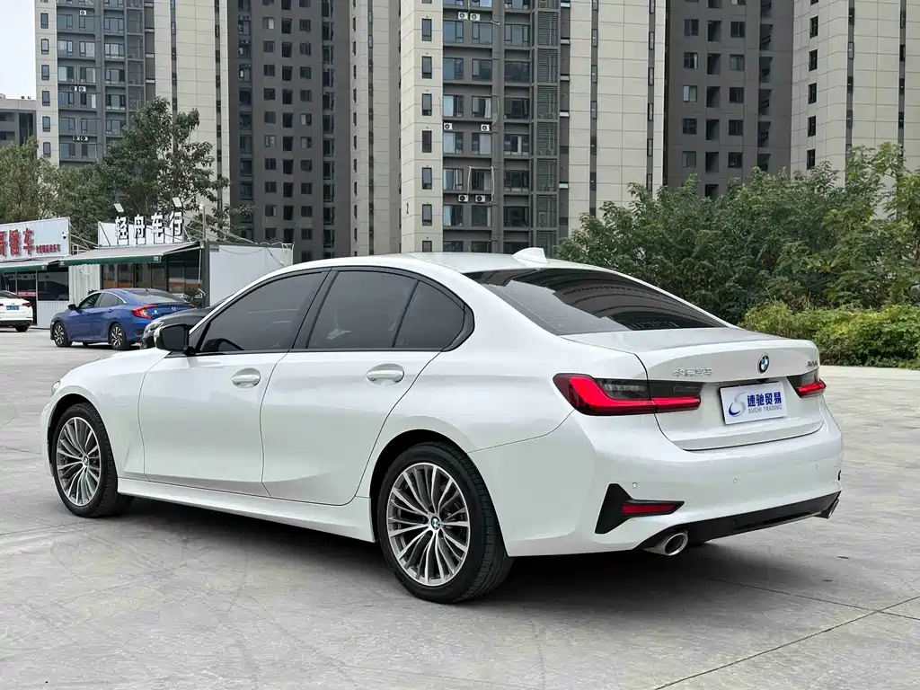 BMW 3 Series — фото 4