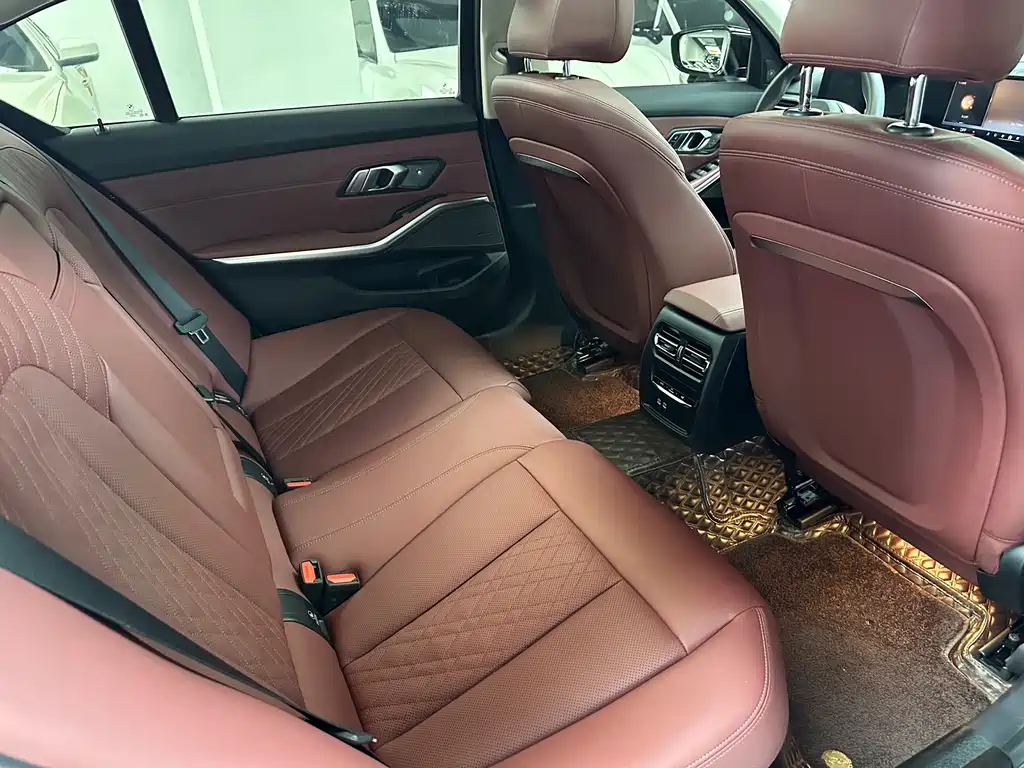 BMW 3 Series — фото 15