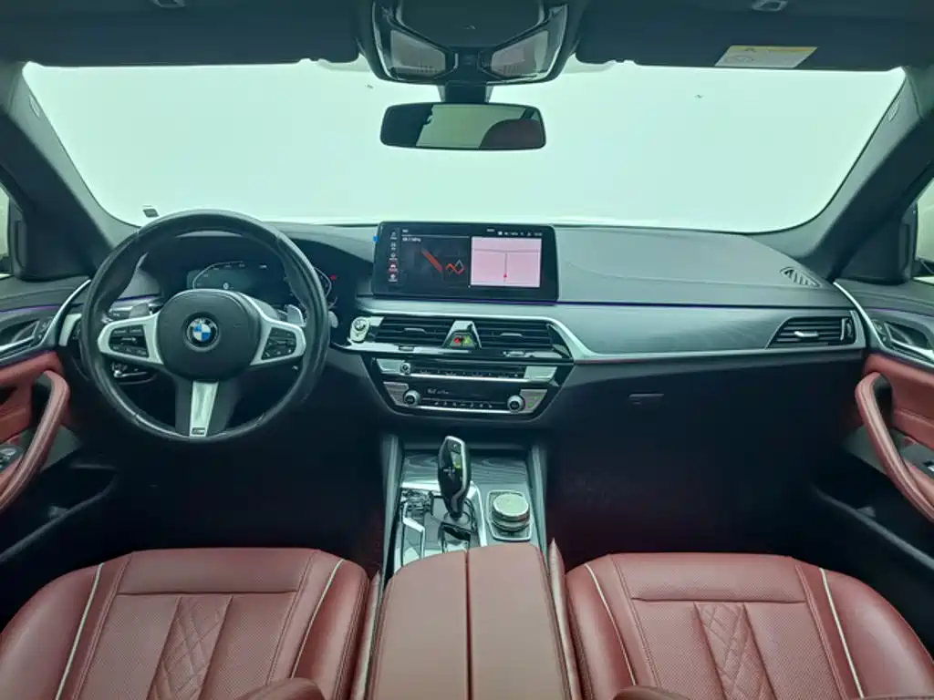 BMW 5 Series — фото 4
