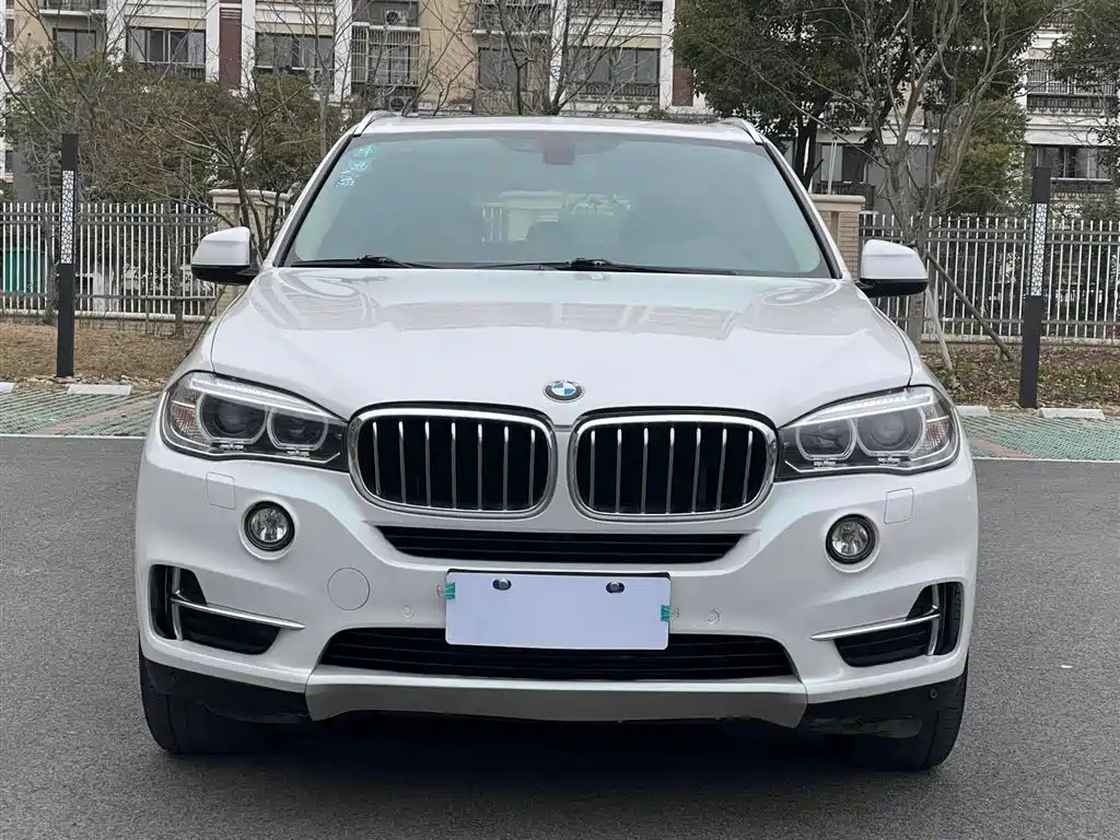 BMW X5 (Import) — фото 7