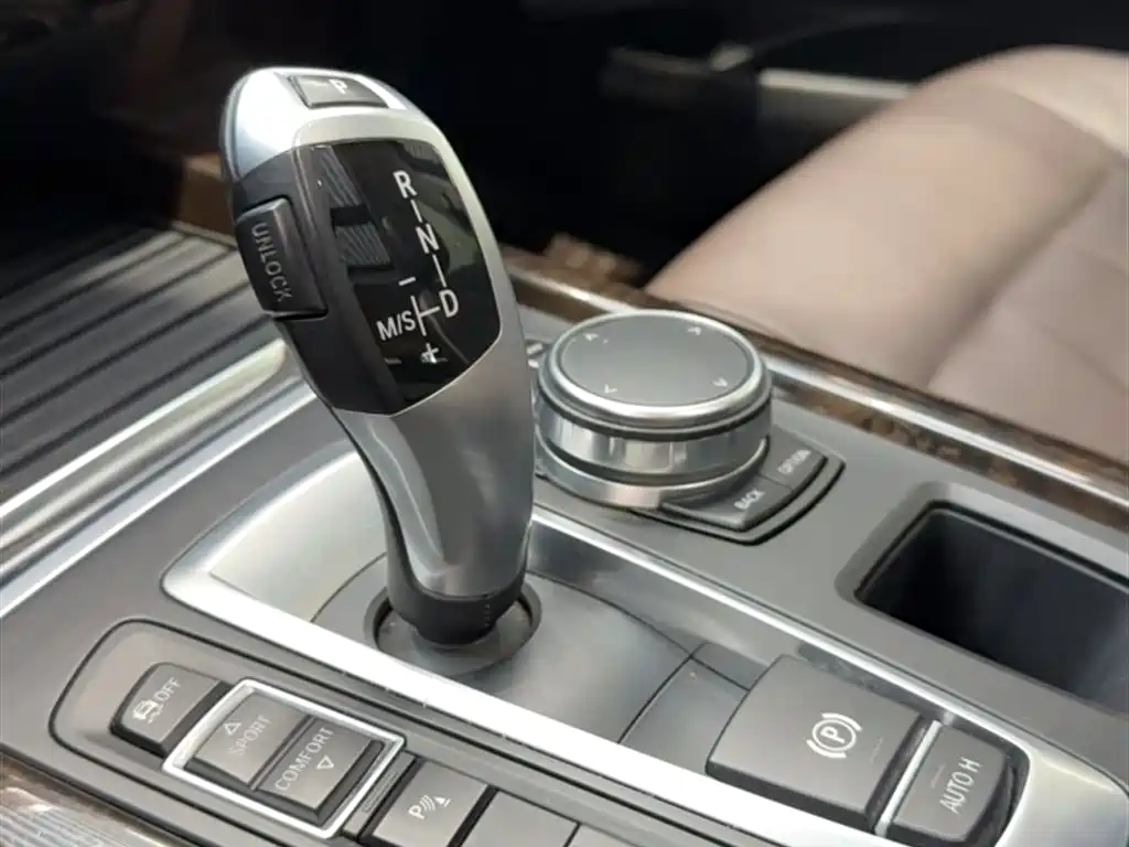 BMW X5 (Import) — фото 10