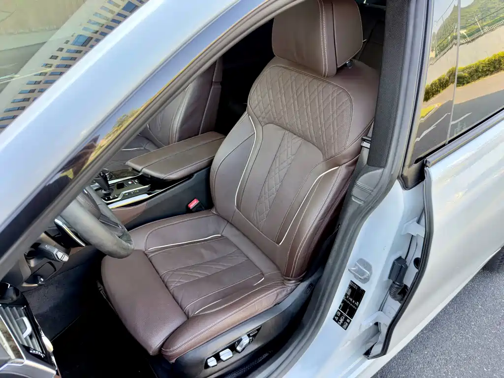 BMW 6 Series GT — фото 17