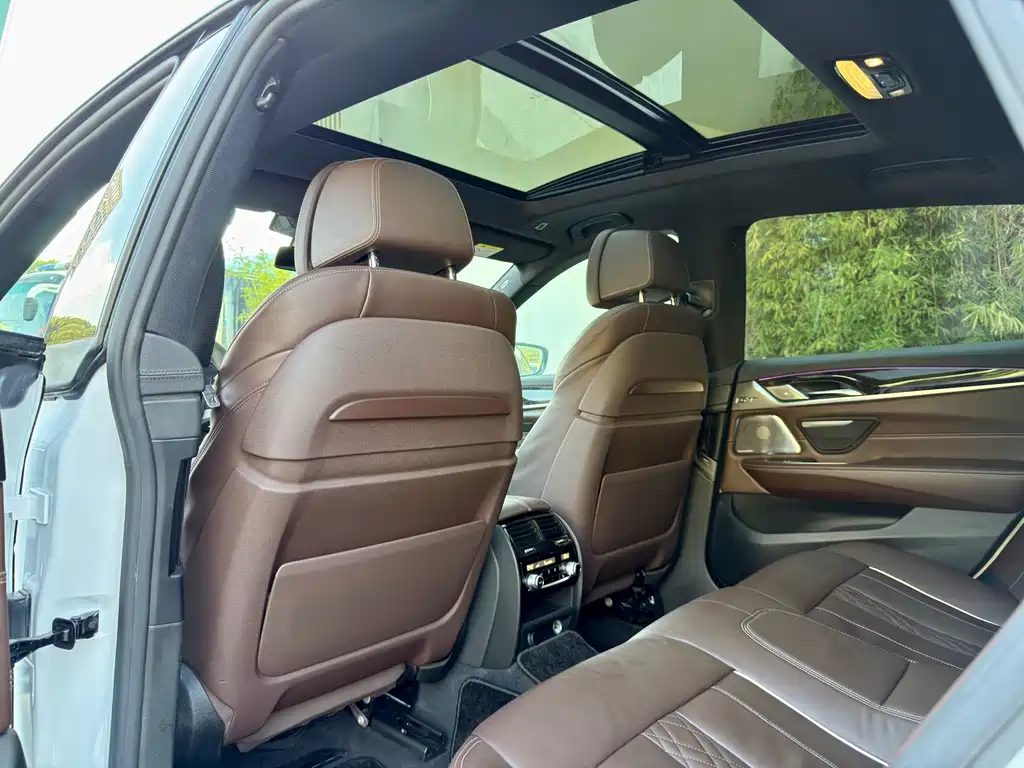 BMW 6 Series GT — фото 22