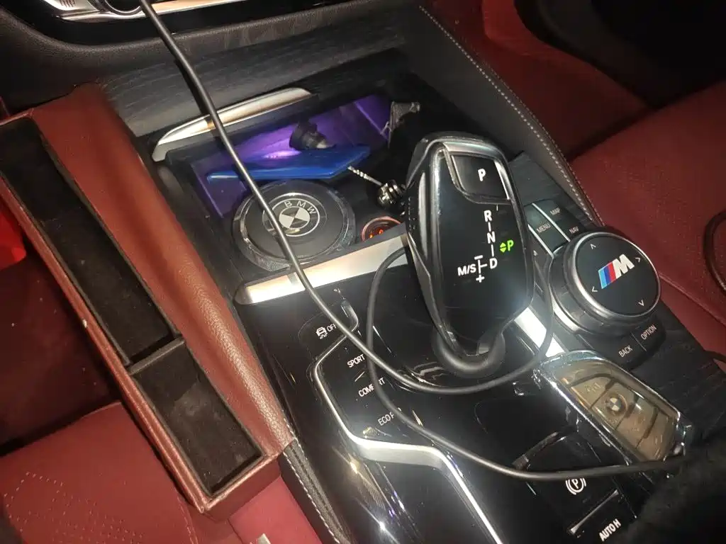 BMW 5 Series — фото 10