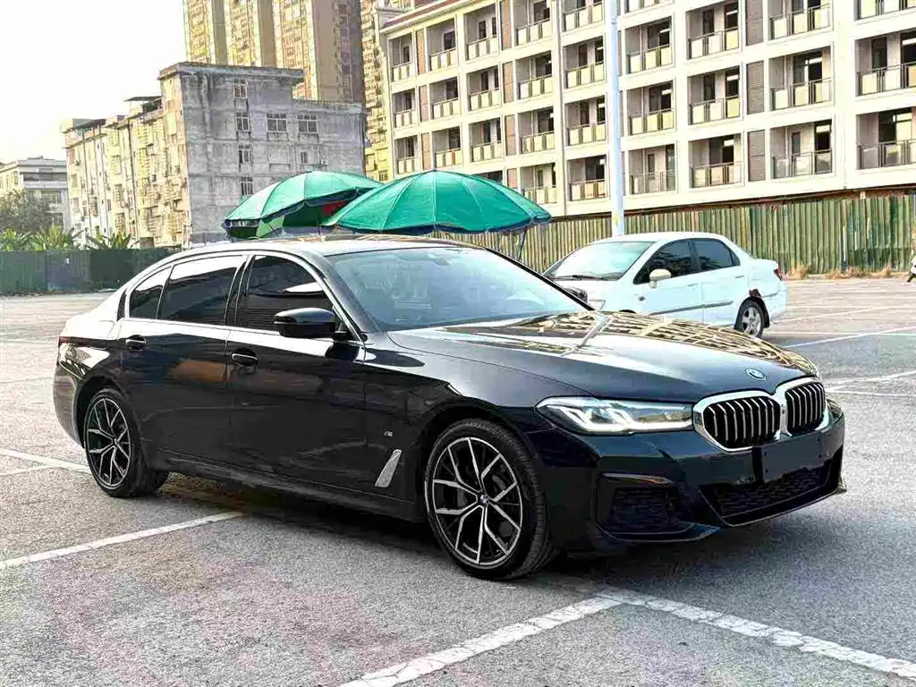 BMW 5 Series — фото 3