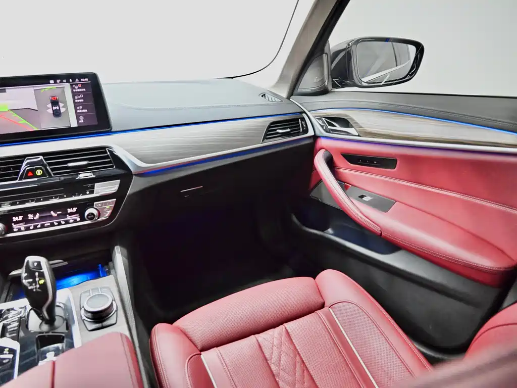 BMW 5 Series — фото 46