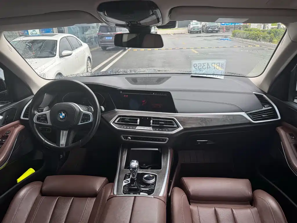 BMW X5 (Import) — фото 8