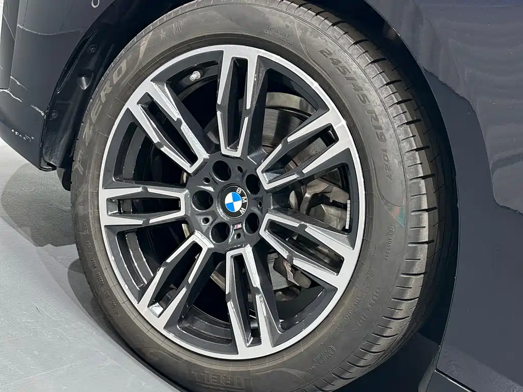 BMW 5 Series (Import) — фото 8