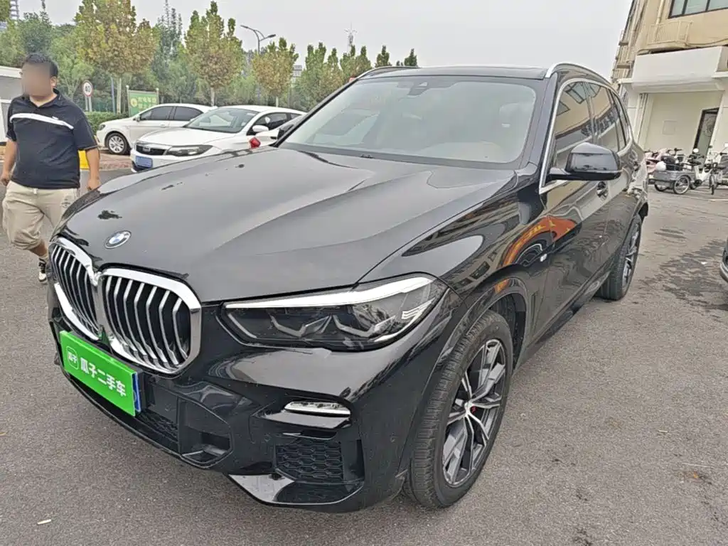 BMW X5 (Import) — фото 2