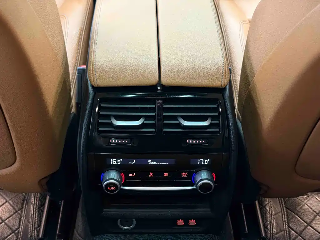 BMW 6 Series GT — фото 14