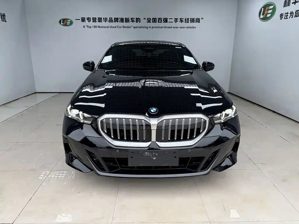 BMW 5 Series (Import) — фото 3