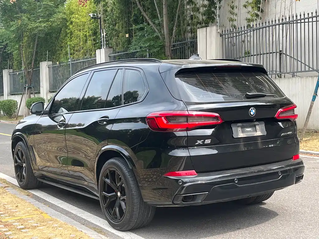 BMW X5 (Import) — фото 5